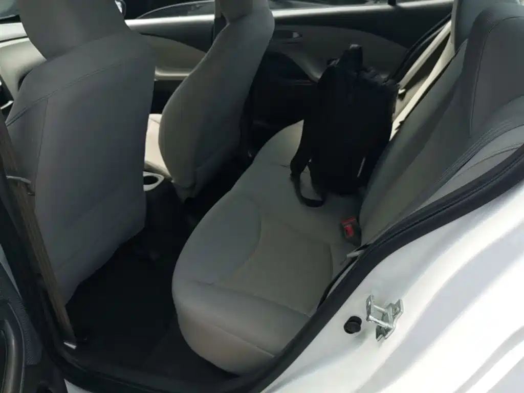 Chevrolet Sail 2018 Sail 3 1.5L Manual Ideal Sunroof фото 17