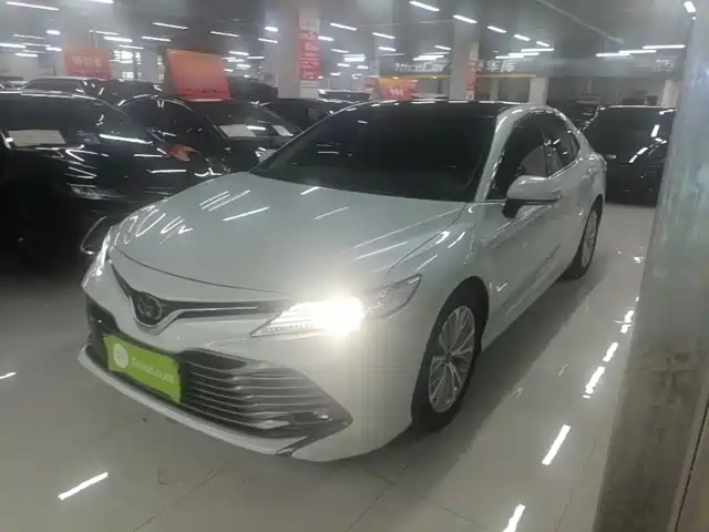 Toyota Camry Рестайлинг, 2.5G, Люкс