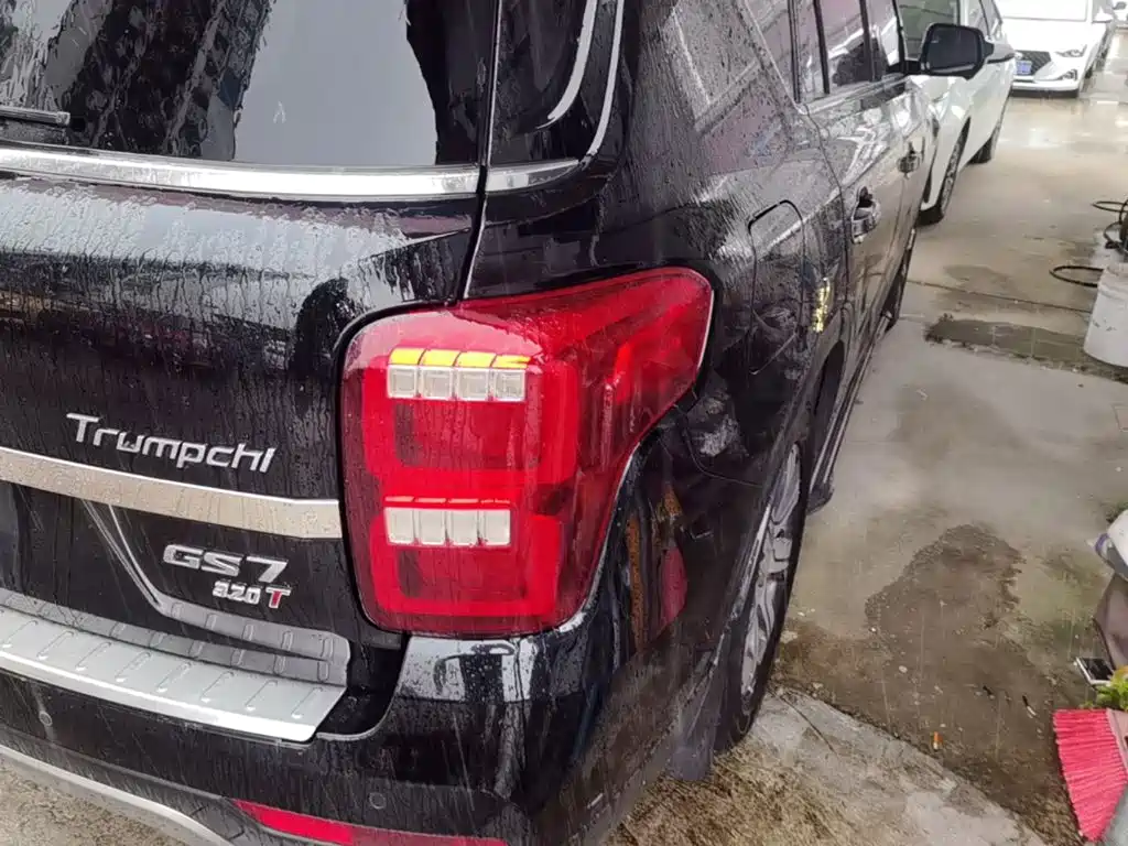 GAC Trumpchi Trumpchi GS7 2019 2017 320T 2WD Luxury Smart Connect