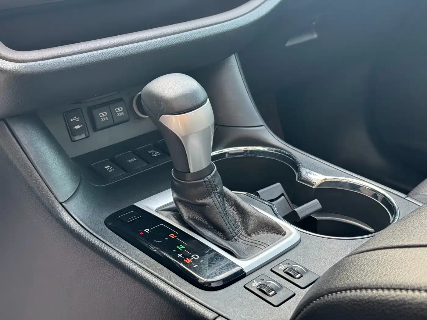Toyota Highlander 2018 2.0T 4WD Luxury 7-seater (China V) фото 15