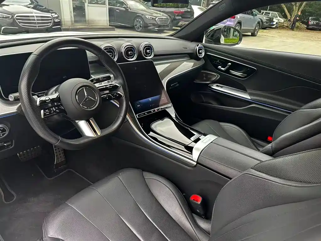 Mercedes-Benz CLE 2024 CLE 300 4MATIC Luxury Coupe фото 15