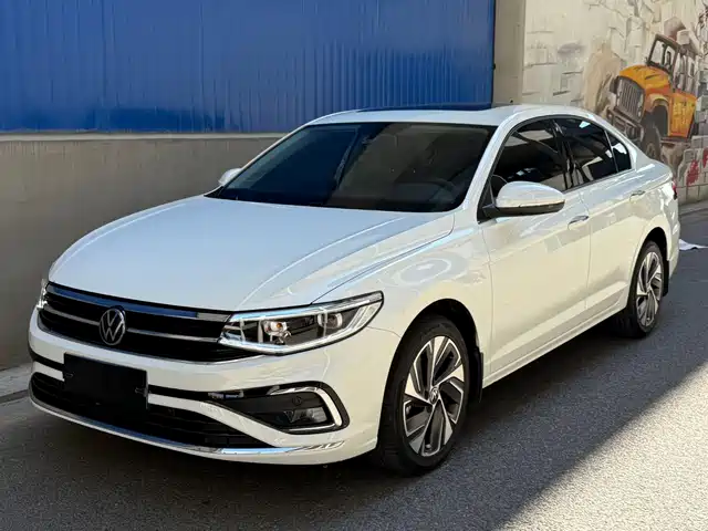 Volkswagen Bora 2023