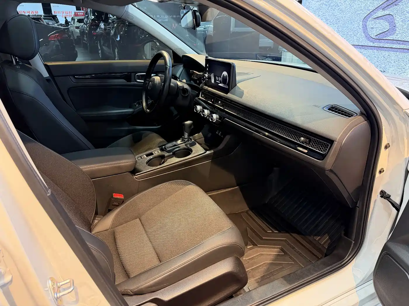 صورة 13 - Honda Integra