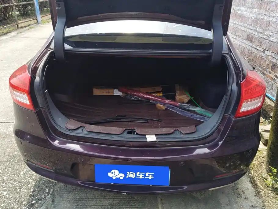 2017 Haima M6
