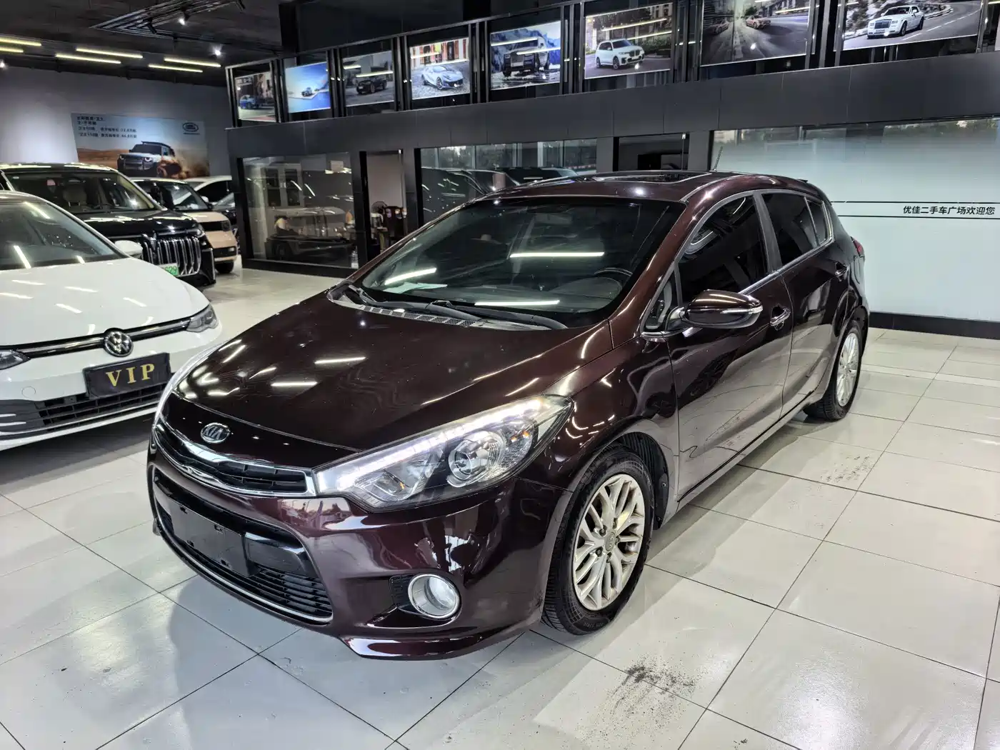 Kia K3S 2014 2014 1.6L Automatic DLX