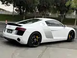Photo 7 - Audi R8
