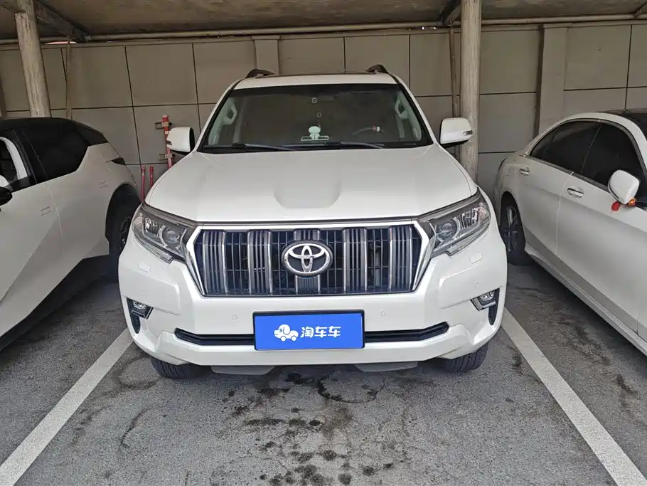 Toyota Prado 2018 3.5L Auto TX-L фото 2
