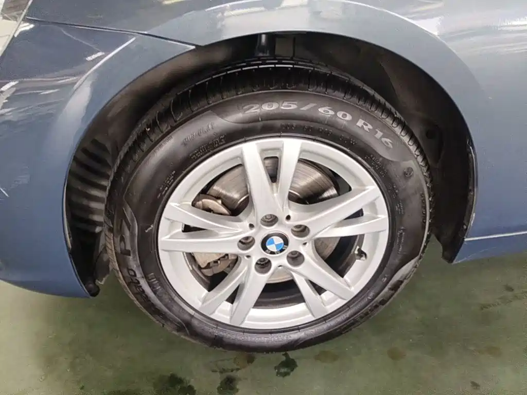 BMW 2 Series Tourer (Import) 2016 2015 218i Leading Type