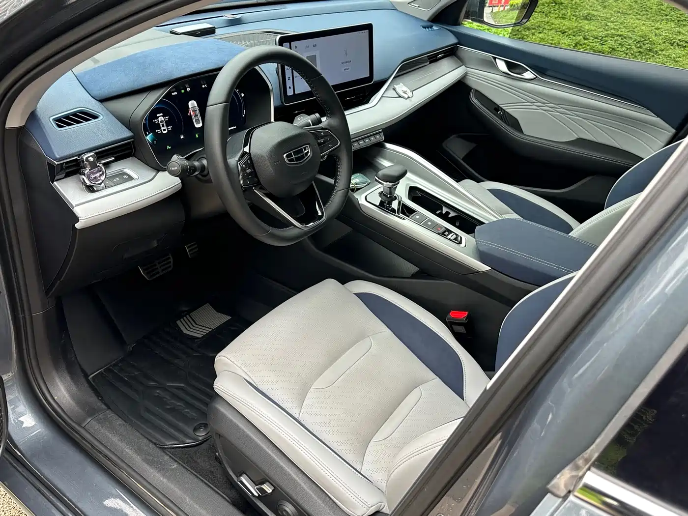 GEELY AUTOMOBILE XINGRUI