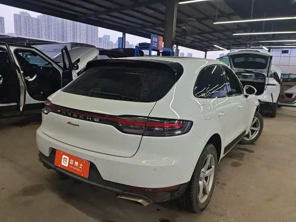 Porsche Macan 2021 Macan 2.0T фото 2