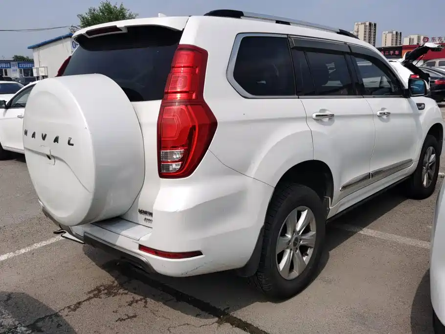 Photo 3 - Haval H9