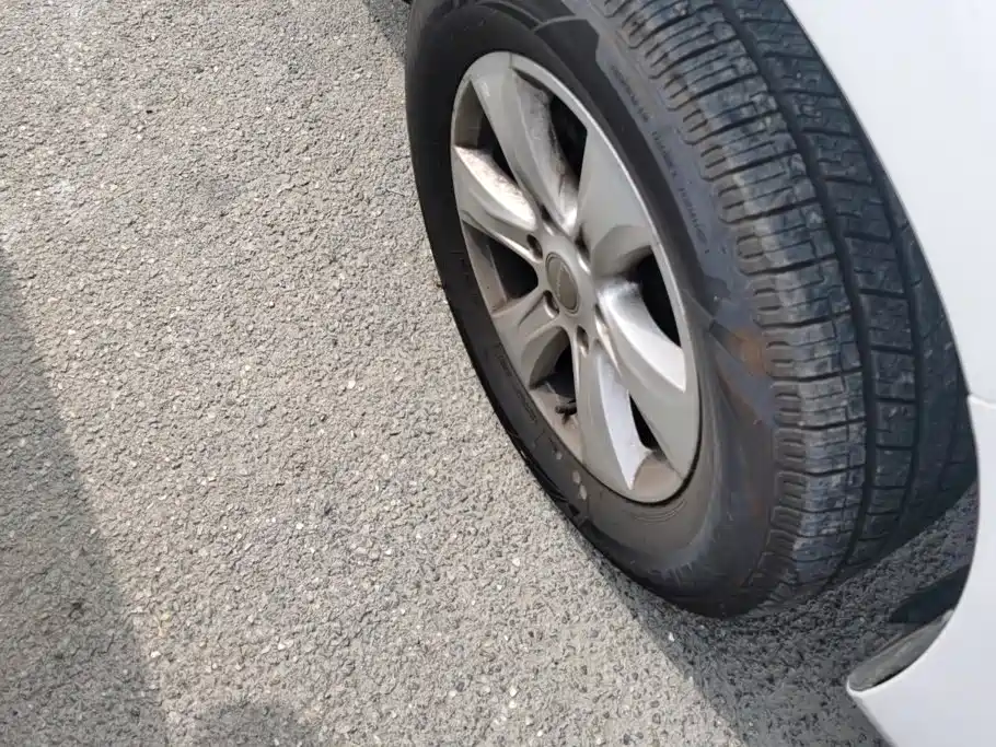 Photo 6 - Haval H9