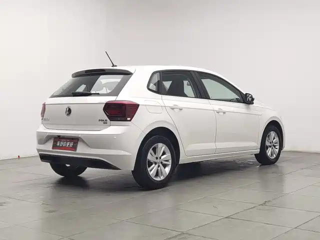 Volkswagen Polo 2019 Plus 1.5L Automatic Panorama Enjoyment Edition — фото 2