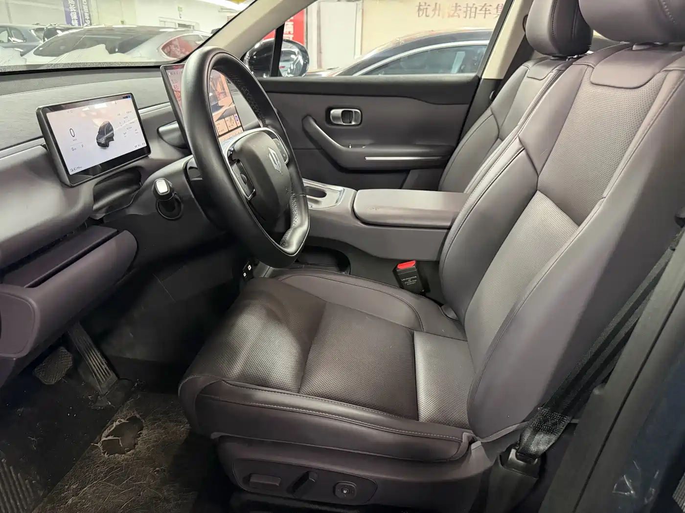 Leapmotor C16 2026 2026 Model Year EV 630 LiDAR Edition 6-Seater