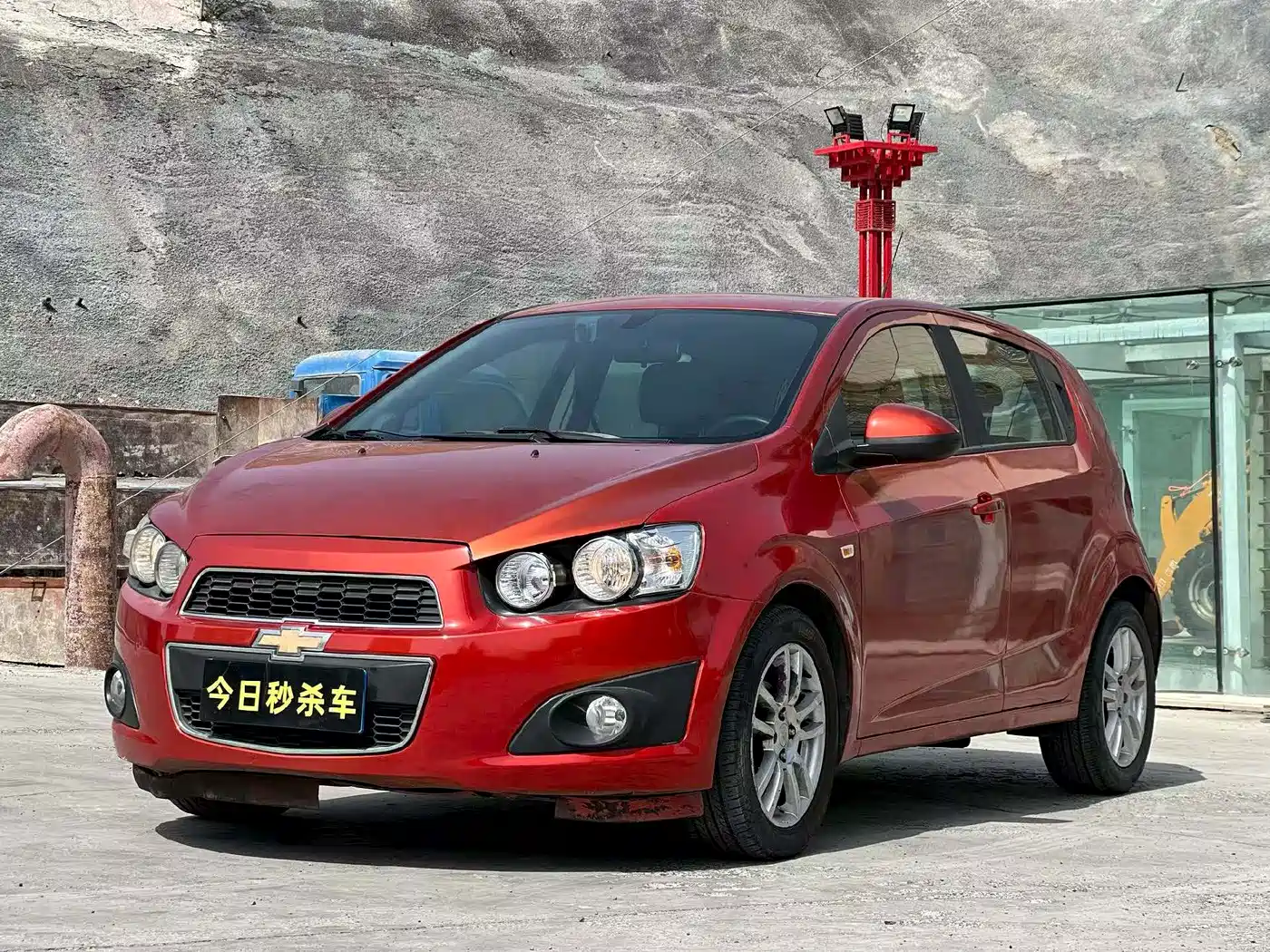 Chevrolet Aveo 2014 2013 Hatchback 1.6L MT SX Fashion Audio-Visual Edition