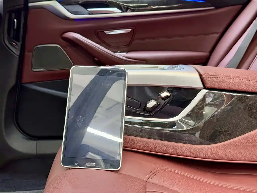 BMW 5 Series 2018 Facelift 530Li Exclusive M Sport Package фото 17