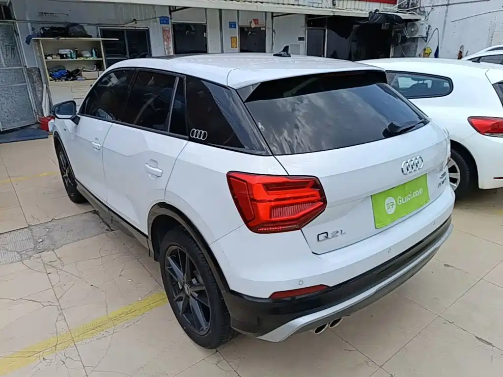 Фото 5 - Audi Q2L