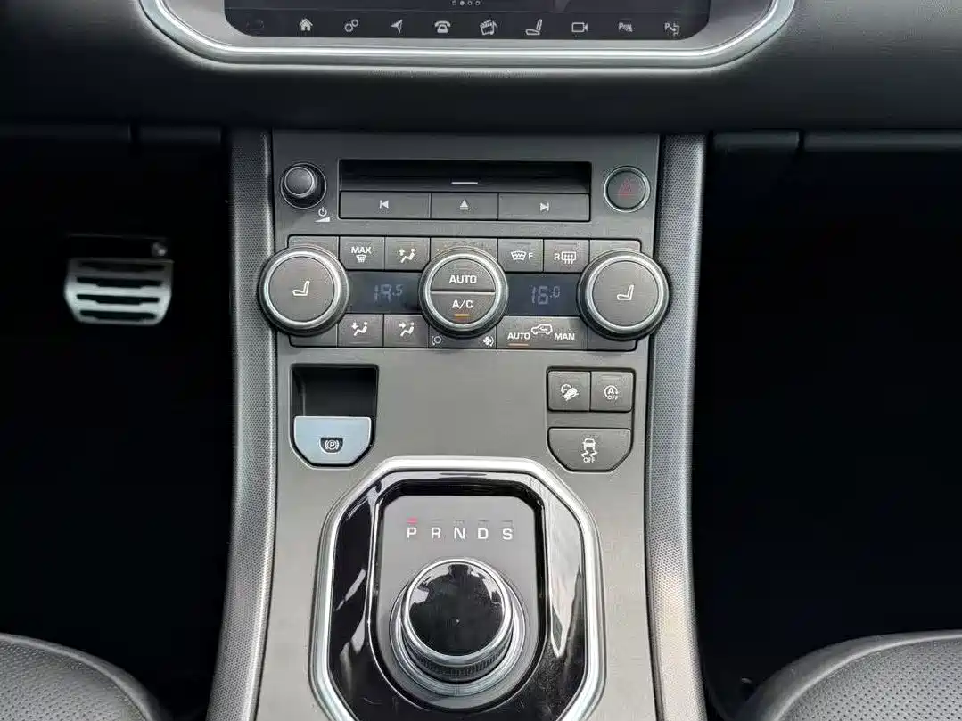 Land Rover Range Rover Evoque 2018 240PS HSE DYNAMIC Drive Edition фото 6