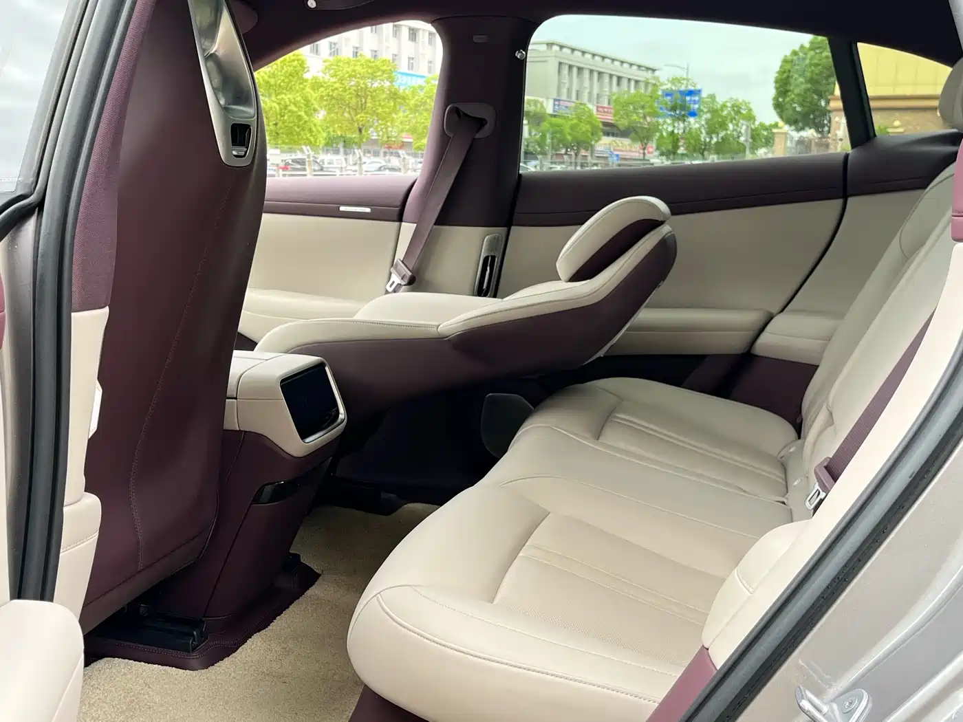 Xiaomi Auto Xiaomi YU7 2025 Extended Range RWD Edition фото 11