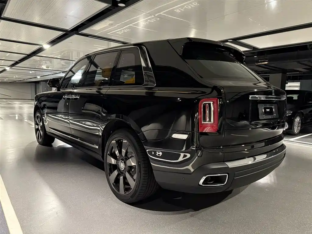 Rolls-Royce Cullinan 2024 2024 4-Seater