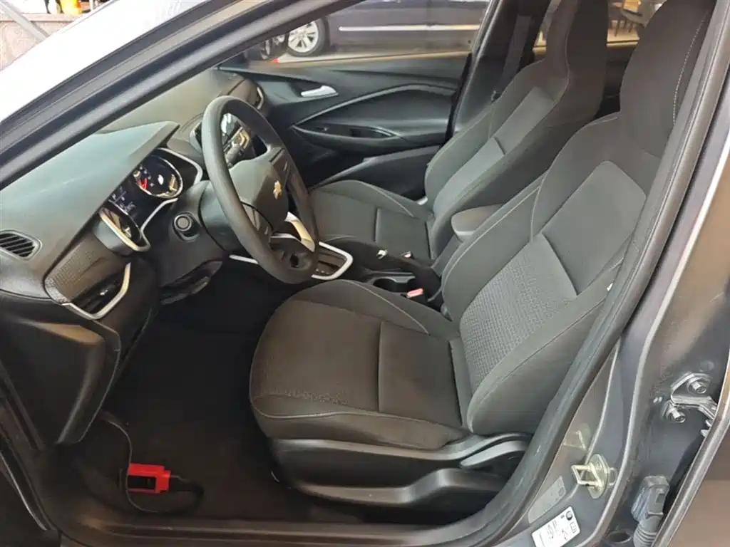 Chevrolet Cavalier 2020 325T Automatic Joy Edition фото 15