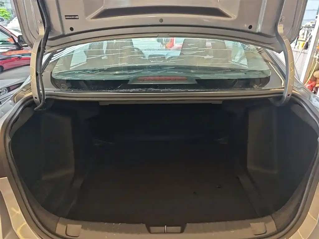 Chevrolet Cavalier 2020 325T Automatic Joy Edition фото 19