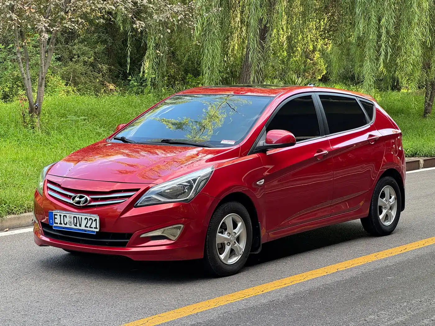 Hyundai Reina 2014 2014 Model 1.4L Automatic GLX