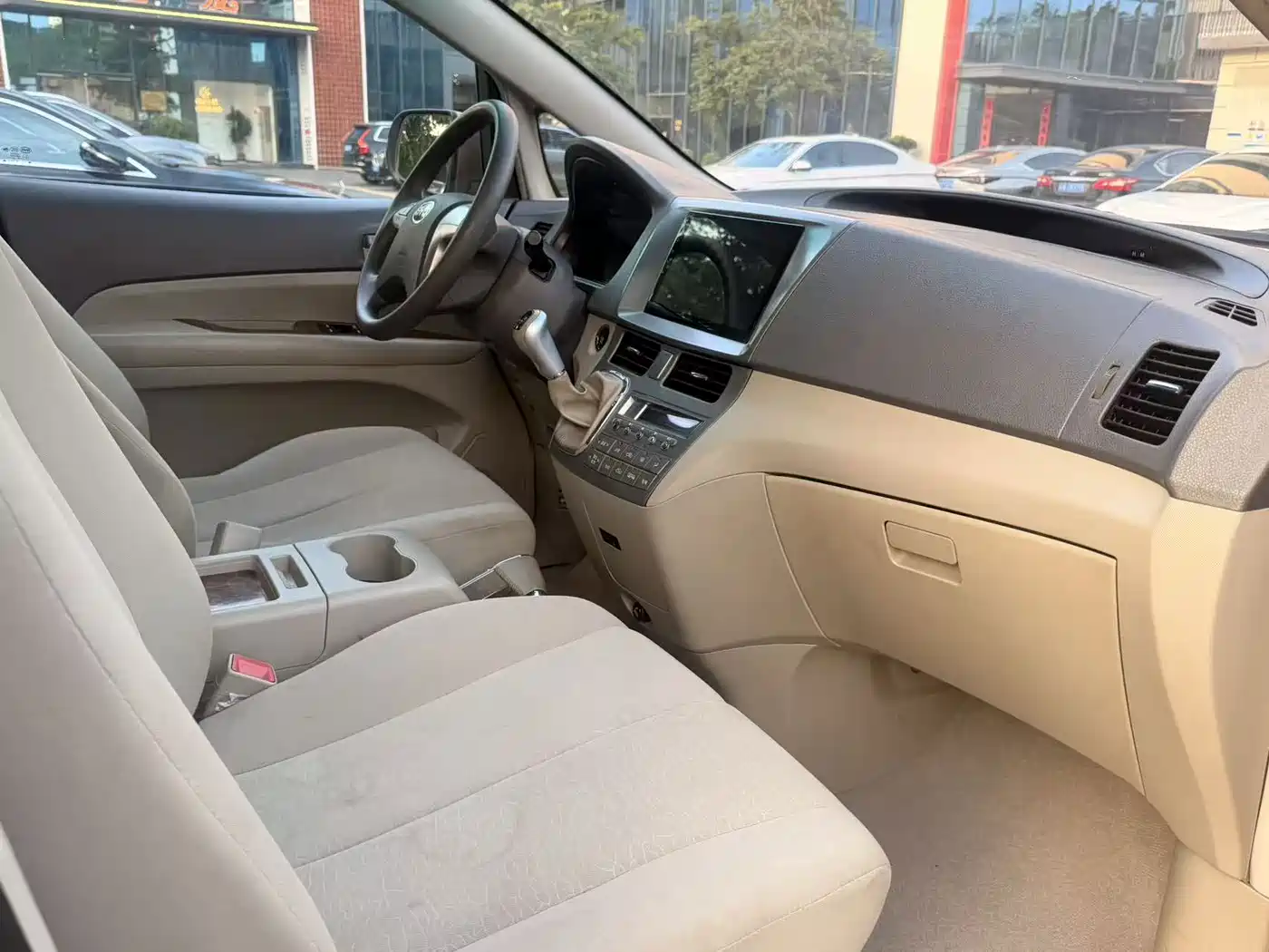 BYD M6 2015 2013 2.0L Manual Comfort