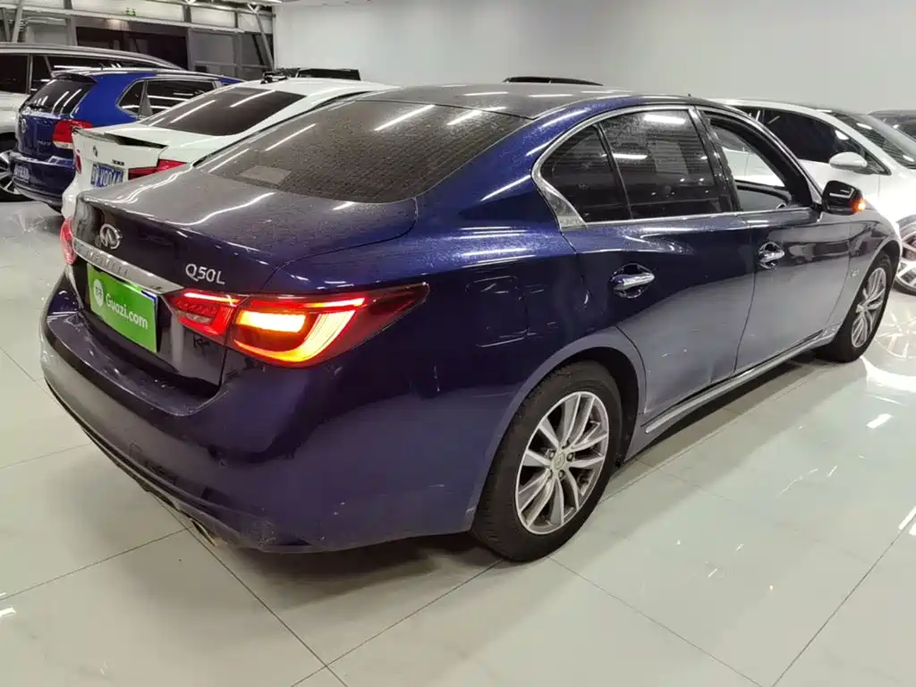 Infiniti Q50L 2018 2018 2.0T Comfort (China VI)
