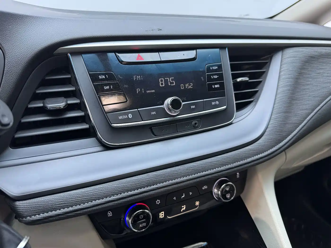 Фото 8 - Buick GL6