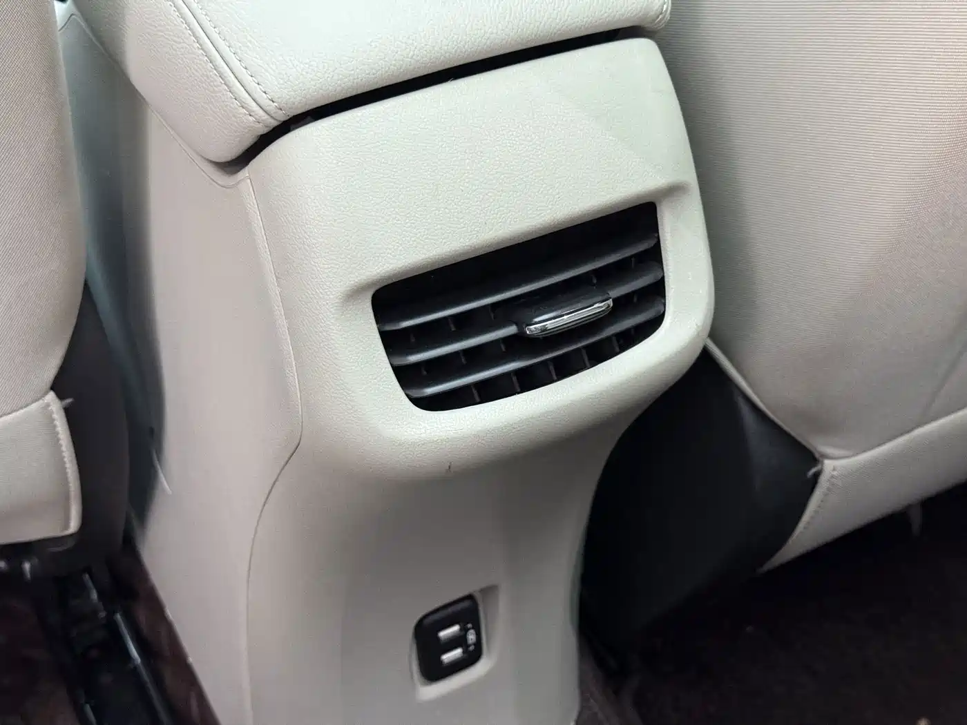 Фото 16 - Buick GL6