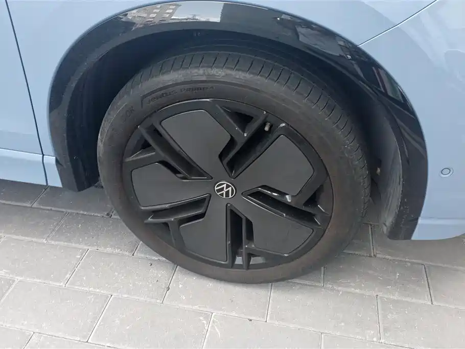 Volkswagen Tiguan L 2024 PRO 380TSI 4WD R-Line Premium Edition фото 6