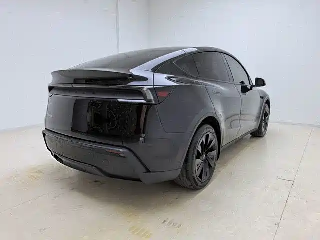 Tesla Model Y 2026 2026 Long Range Rear-Wheel Drive