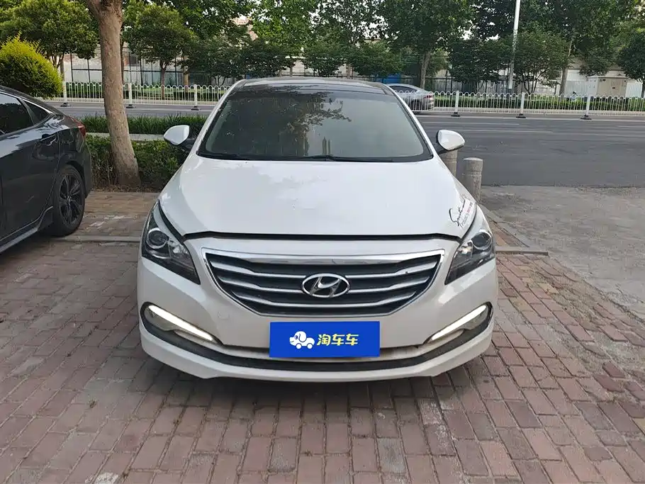 Hyundai Mistra 2014 1.8L Auto Smart GLS фото 2