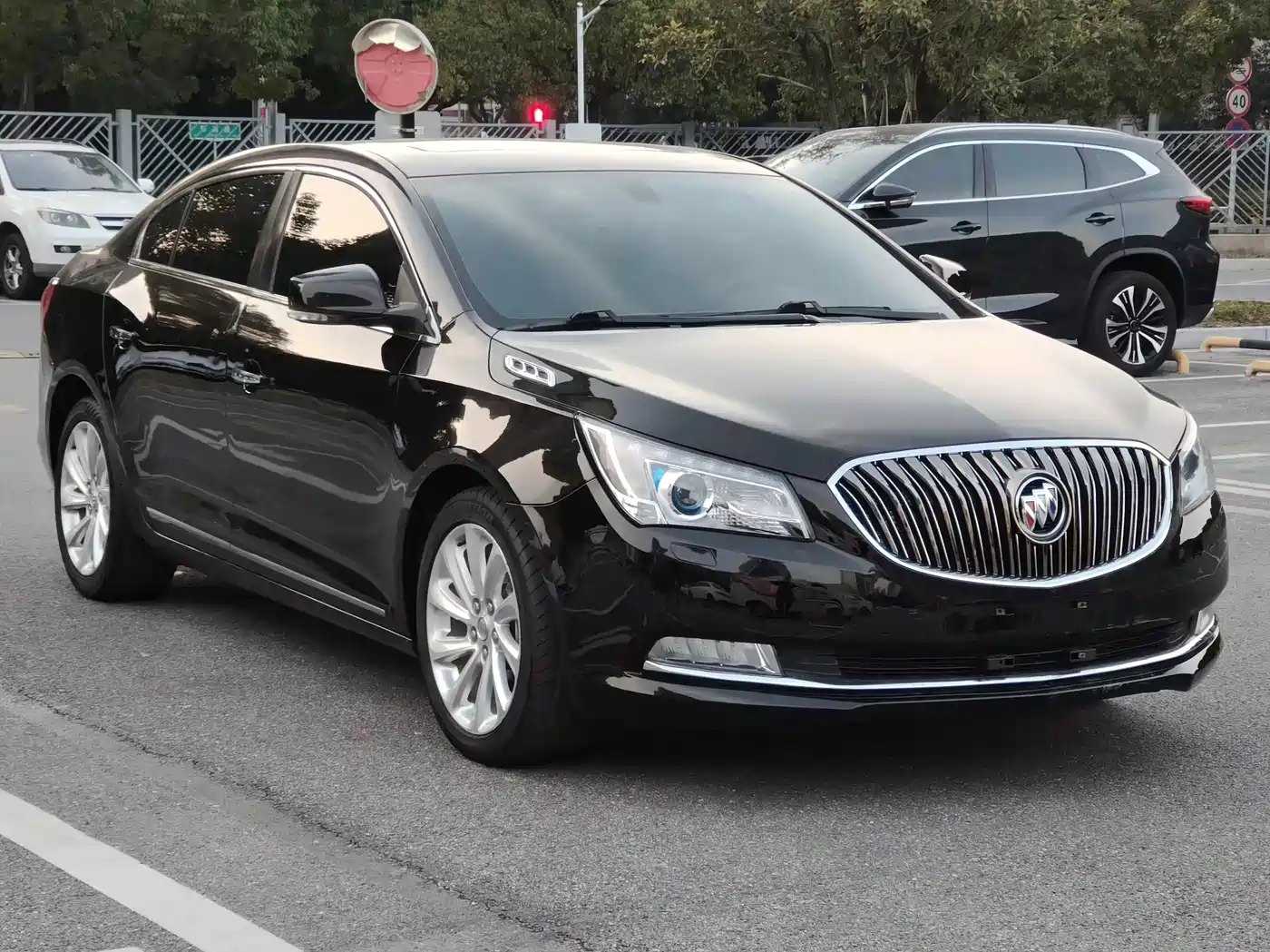 Buick LaCrosse 2013 2.4L SIDI Elite Comfort фото 3