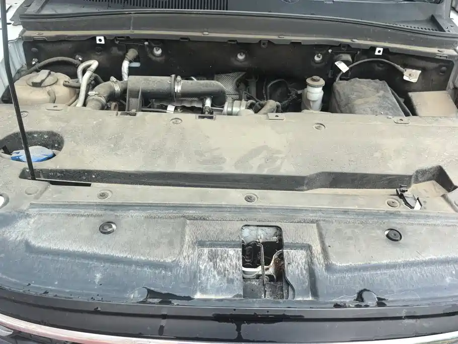 FAW Senya R9 2019 2018 Model 1.2T Manual Premium Smart Joy Edition