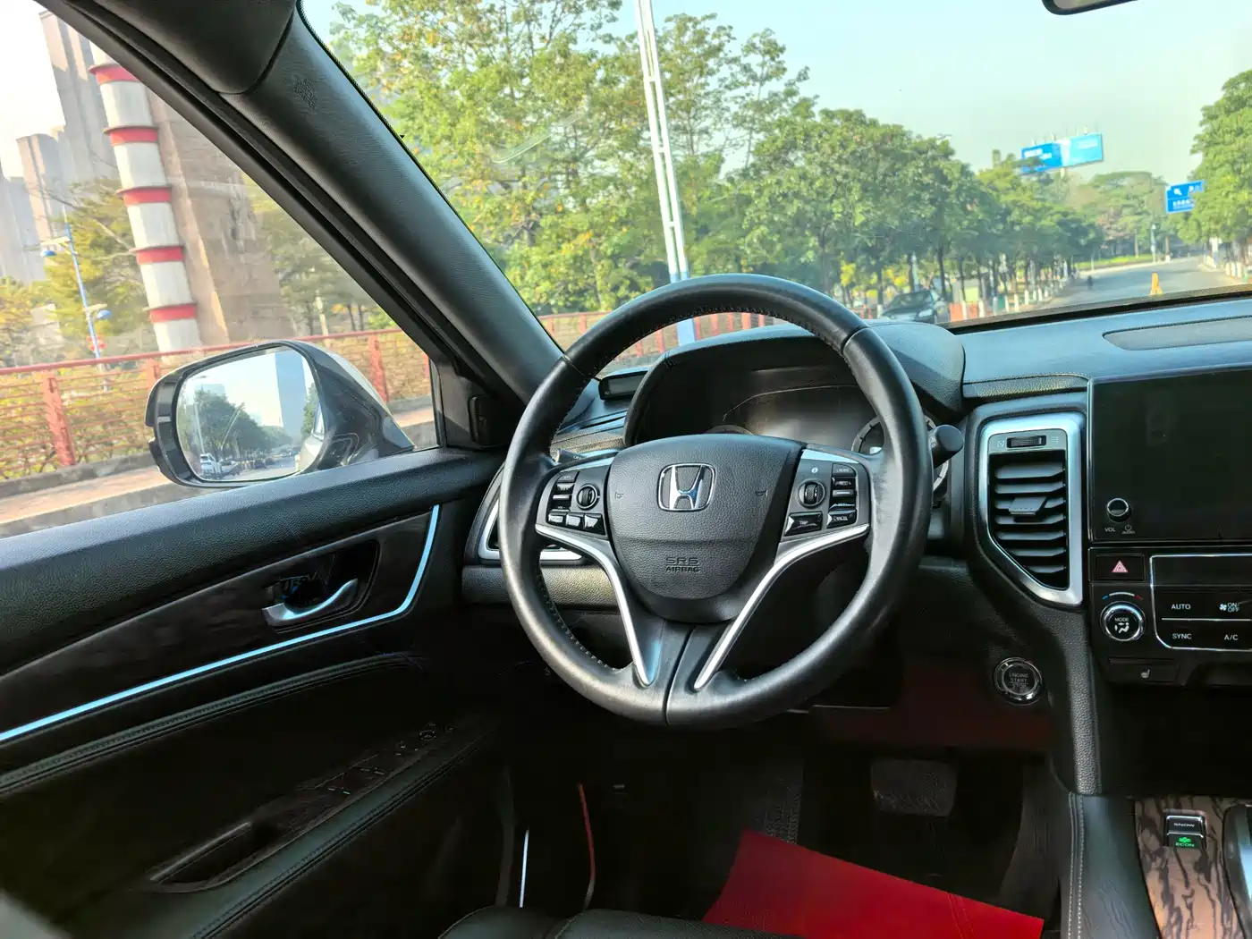 Honda UR-V 2017 2017 370TURBO 2WD Premium Edition China V
