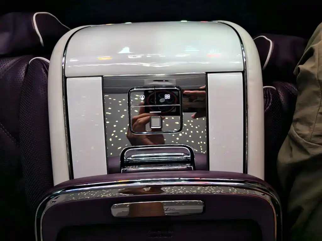 Zunjie S800 2025 2025 Model Extended Range Starlight Executive Edition 4-seater