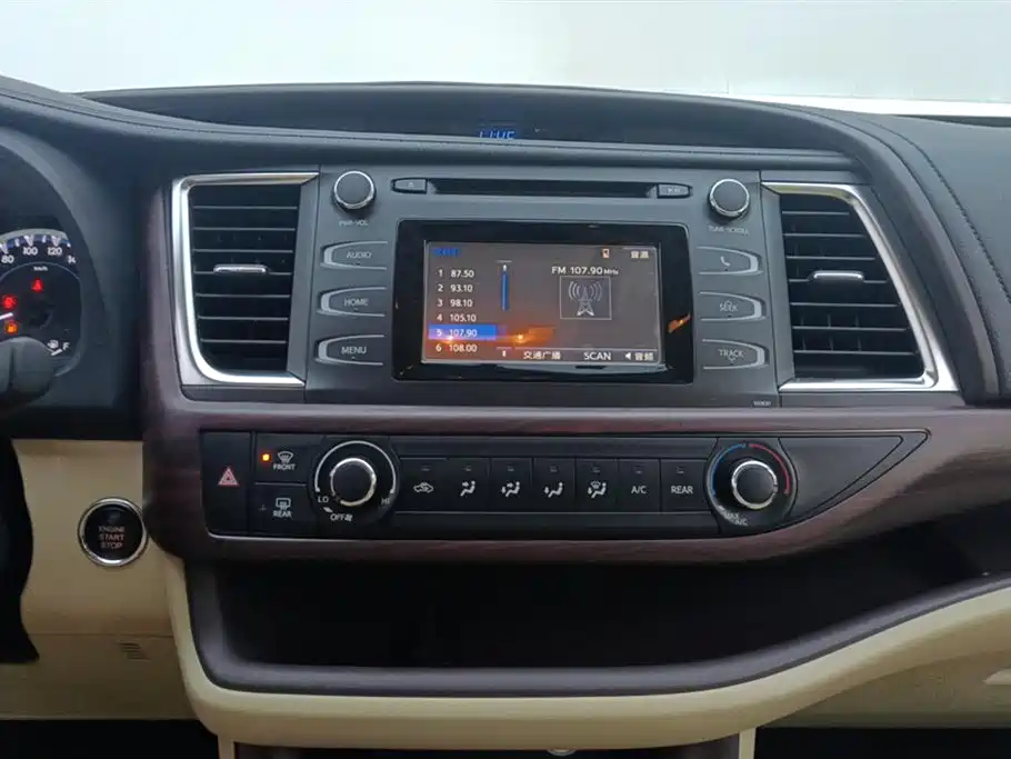 Toyota Highlander 2018 2.0T 4WD Elite 7-seater (China V) фото 13