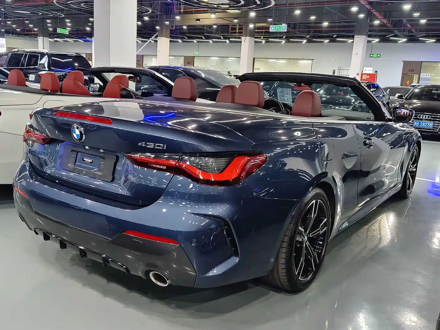 BMW 4 Series 2022 425i Convertible M Sport Package фото 13