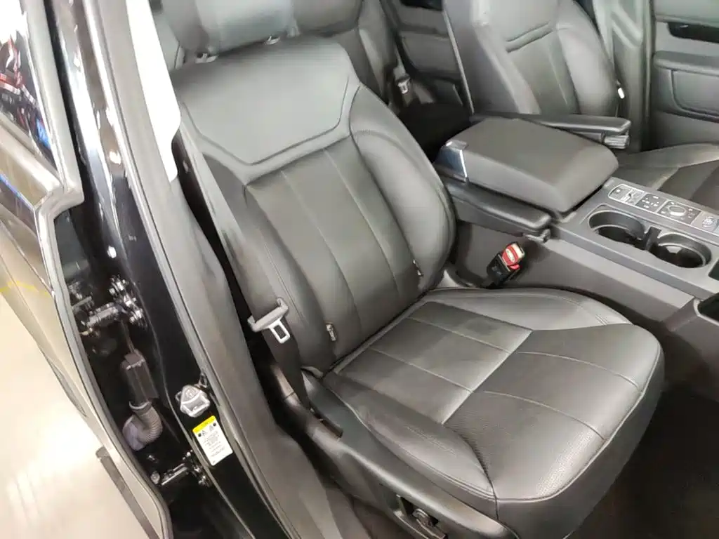 Фото 25 - Land Rover Discovery
