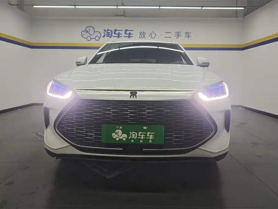 Photo 2 - BYD Song PLUS PHEV