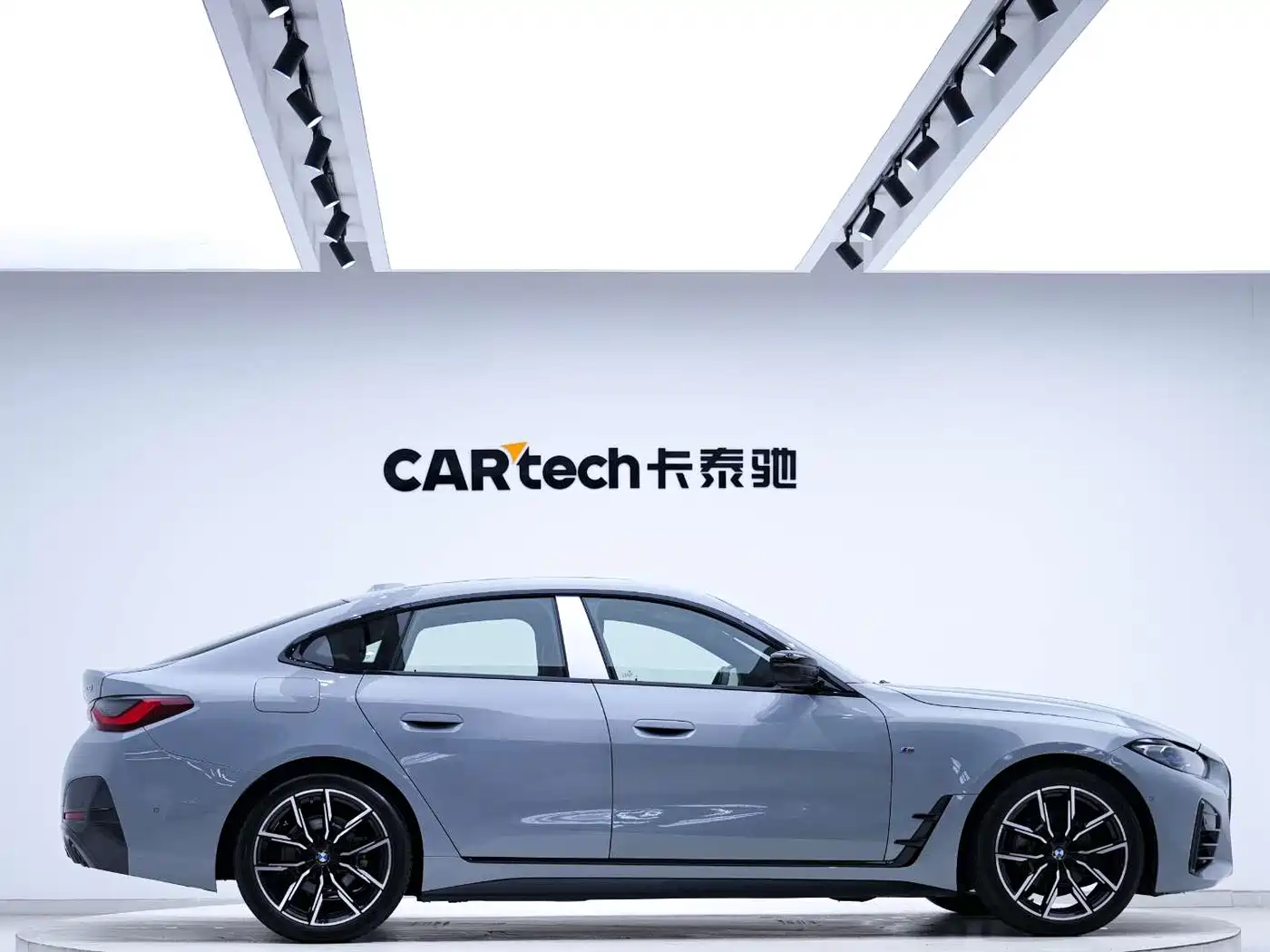 BMW 4 Series 2023 425i Gran Coupe M Sport Shadowline Package фото 4