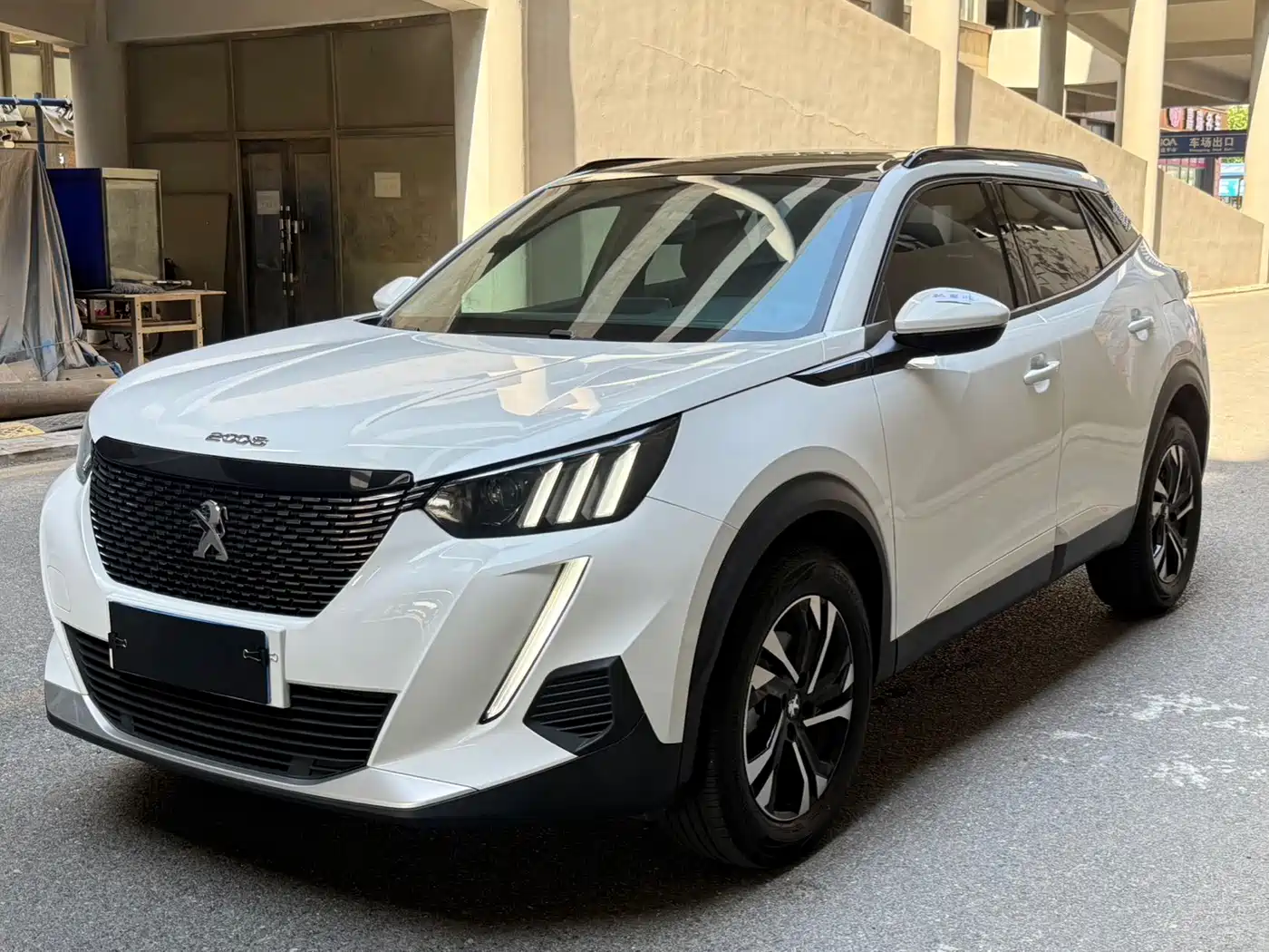 Peugeot 2008 2025 2022 230THP THE ONE