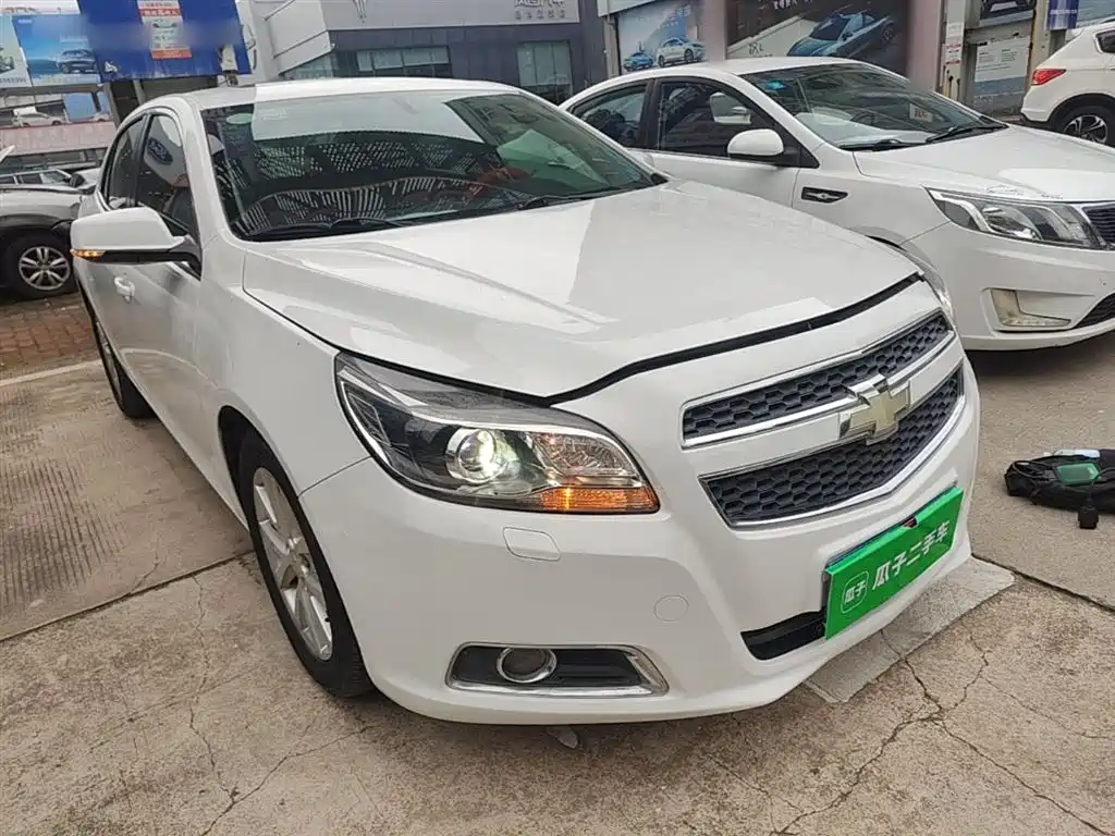 Chevrolet Malibu 2014 2.0L Automatic Luxury фото 4