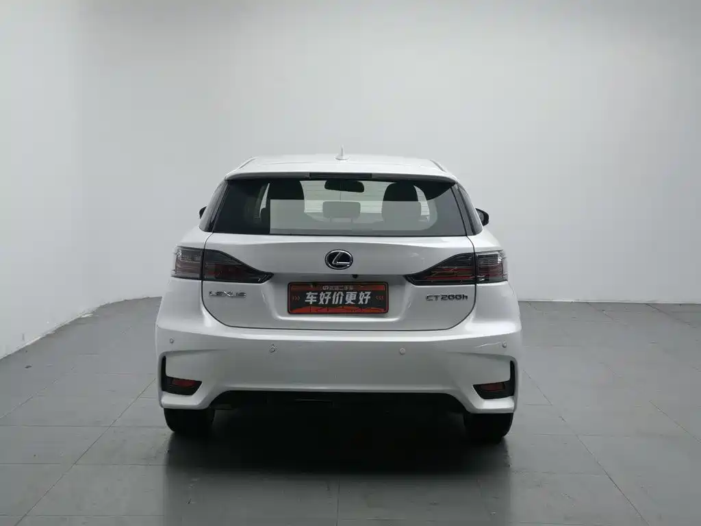 Lexus CT 2017 2014 CT200h Elite Monochrome