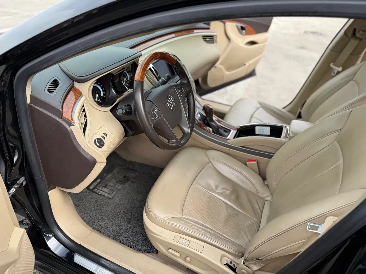 Buick LaCrosse 2012 2.4L SIDI Premium Edition фото 8