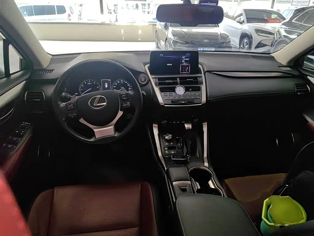 Lexus NX 2018 200 FWD Sharp Edition China VI фото 10
