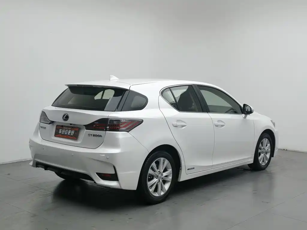 Lexus CT 2017 2014 CT200h Elite Monochrome