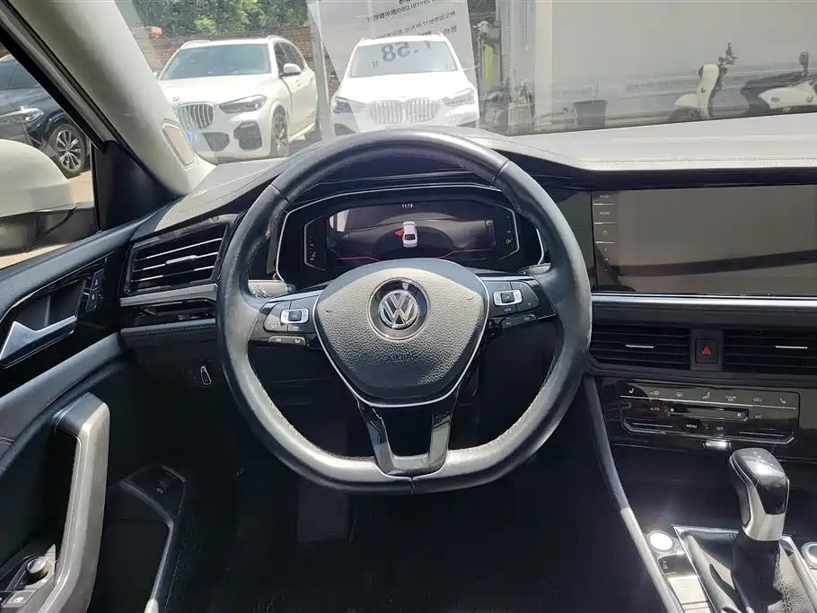 Volkswagen Sagitar 2021 280TSI DSG Luxury Smart Connect фото 15